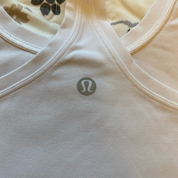 Lululemon Tank Top White Small - Picture 3 of 3